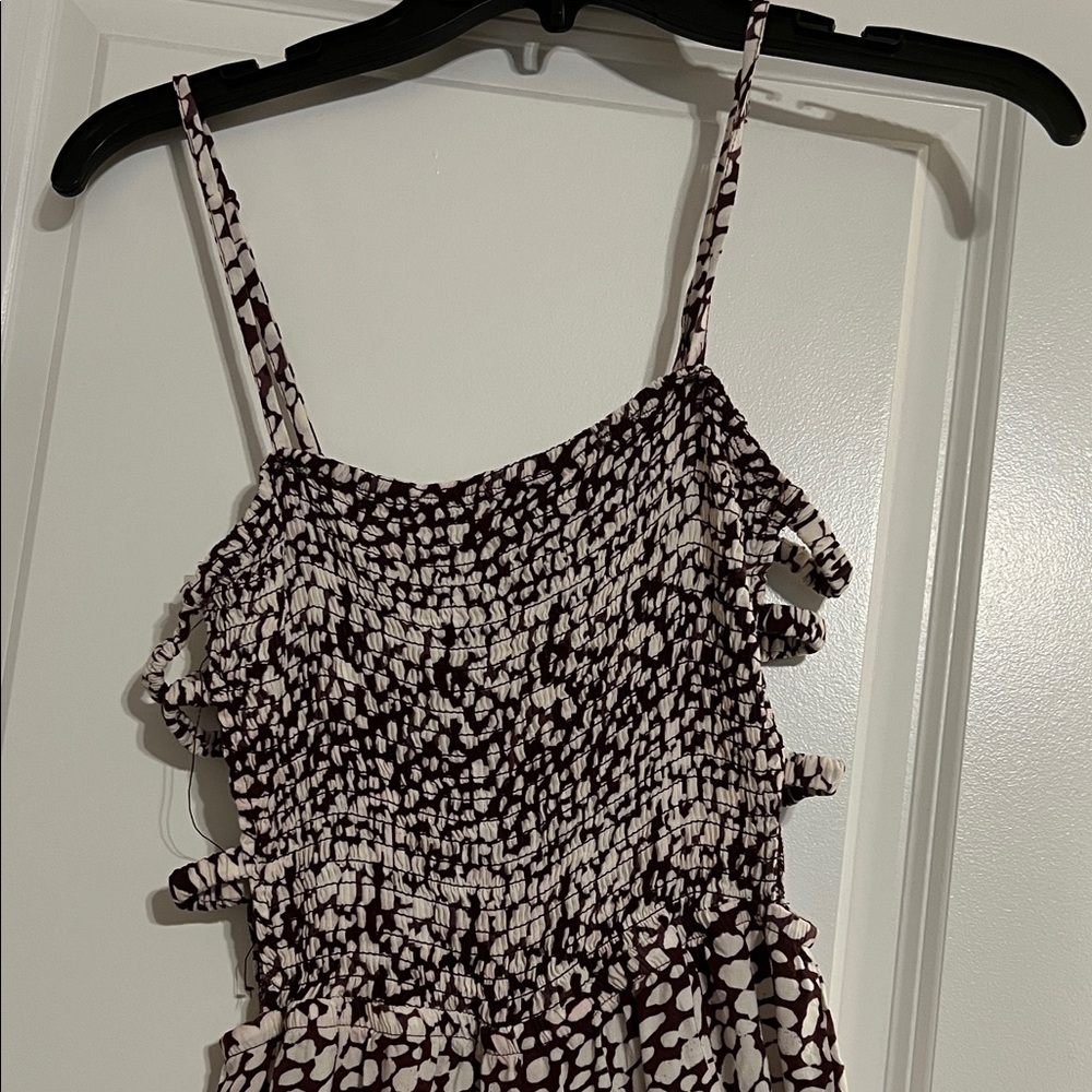 GUC jumpsuit open detail on side